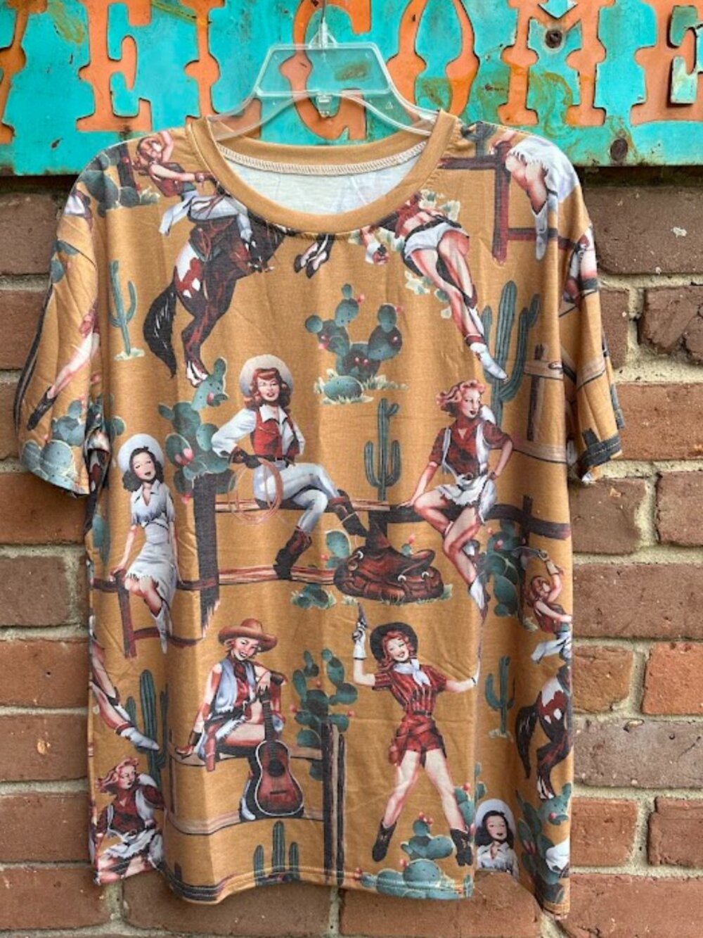 NWOT Cowgirl, Horse & Cactus Western Short Sleeved TShirt Size XL